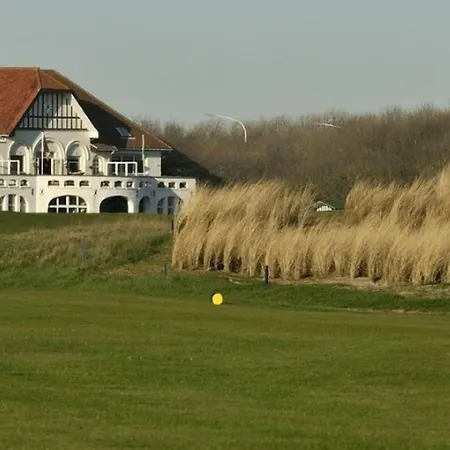 Апартаменты Spacious Coastal *