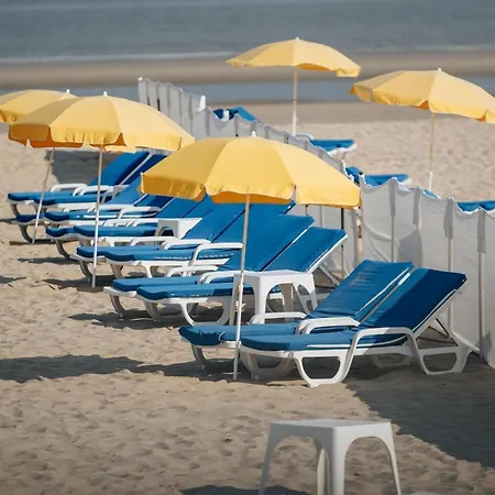 Апартаменты Spacious Coastal *